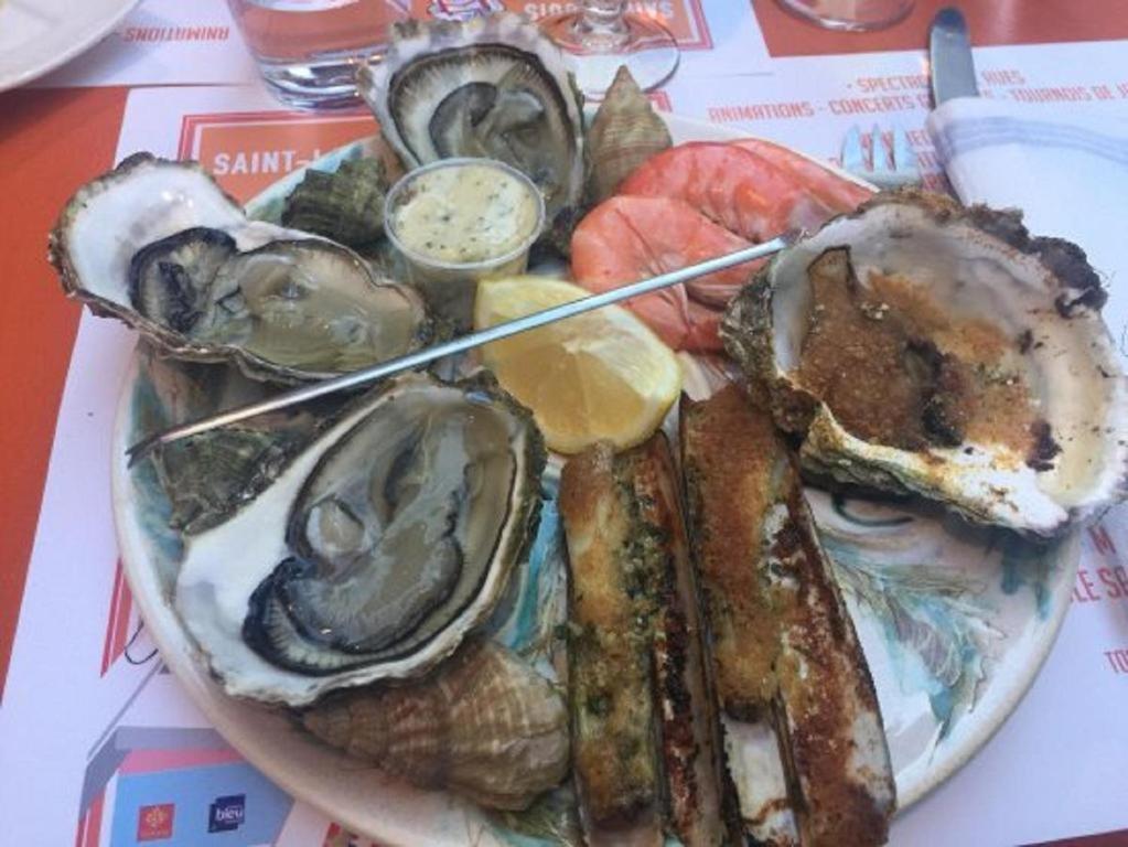 Apartament Les Poissons Sète Zewnętrze zdjęcie